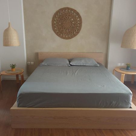 A Pleasent Small -Studio Close To The Port Of Volos Luaran gambar